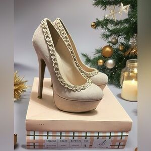 Wild Diva Blush Beige Chain-Embellished Heels Size 7 New In Box